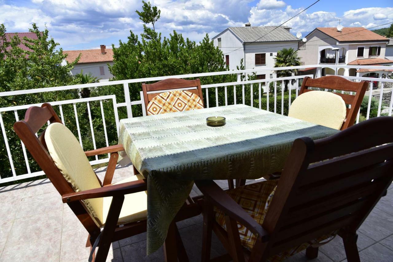 Apartment Palm Tree Malinska Dış mekan fotoğraf